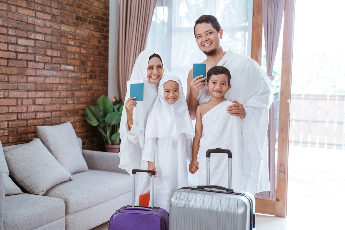 Muslim Umrah and Hajj with Family
